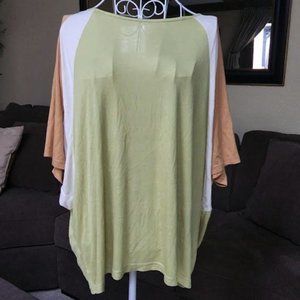 NWT Heyson top sz large tri color